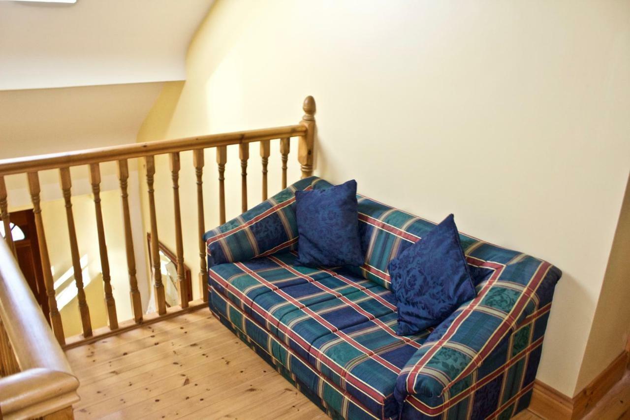 Cuas A' Gamhna Bed & Breakfast Clynacartan Exterior photo